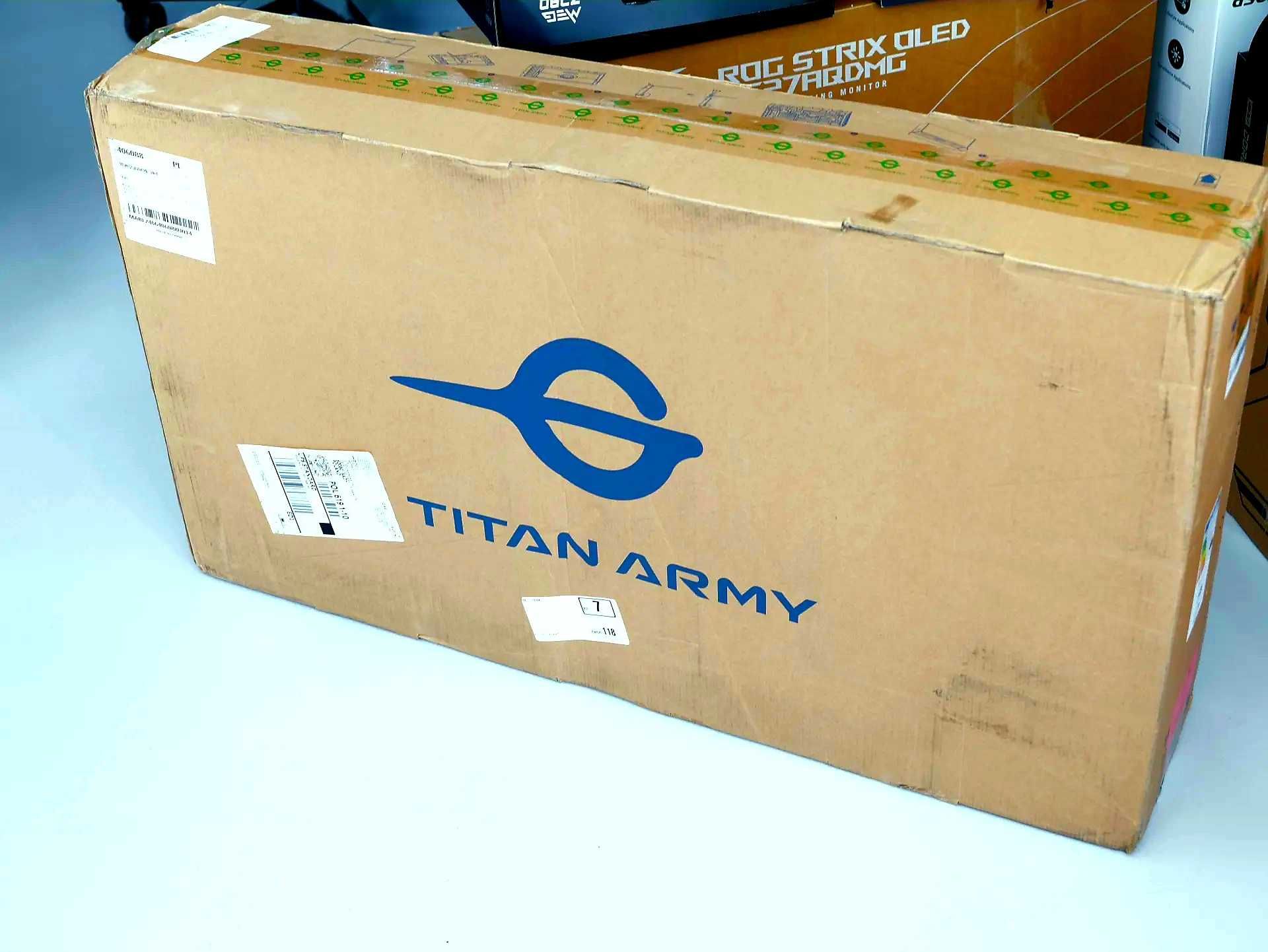 Монитор Titan Army 32, 240Hz, 2K QHD FAST IPS панел, HDR400