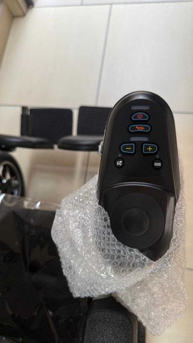 Scaun cu rotile electric - NOU