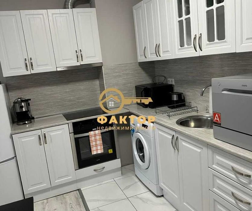 Дава се под наем Двустаен апартамент в Пловдив, Мараша - 70 кв.м за 425 € - Снимка #2