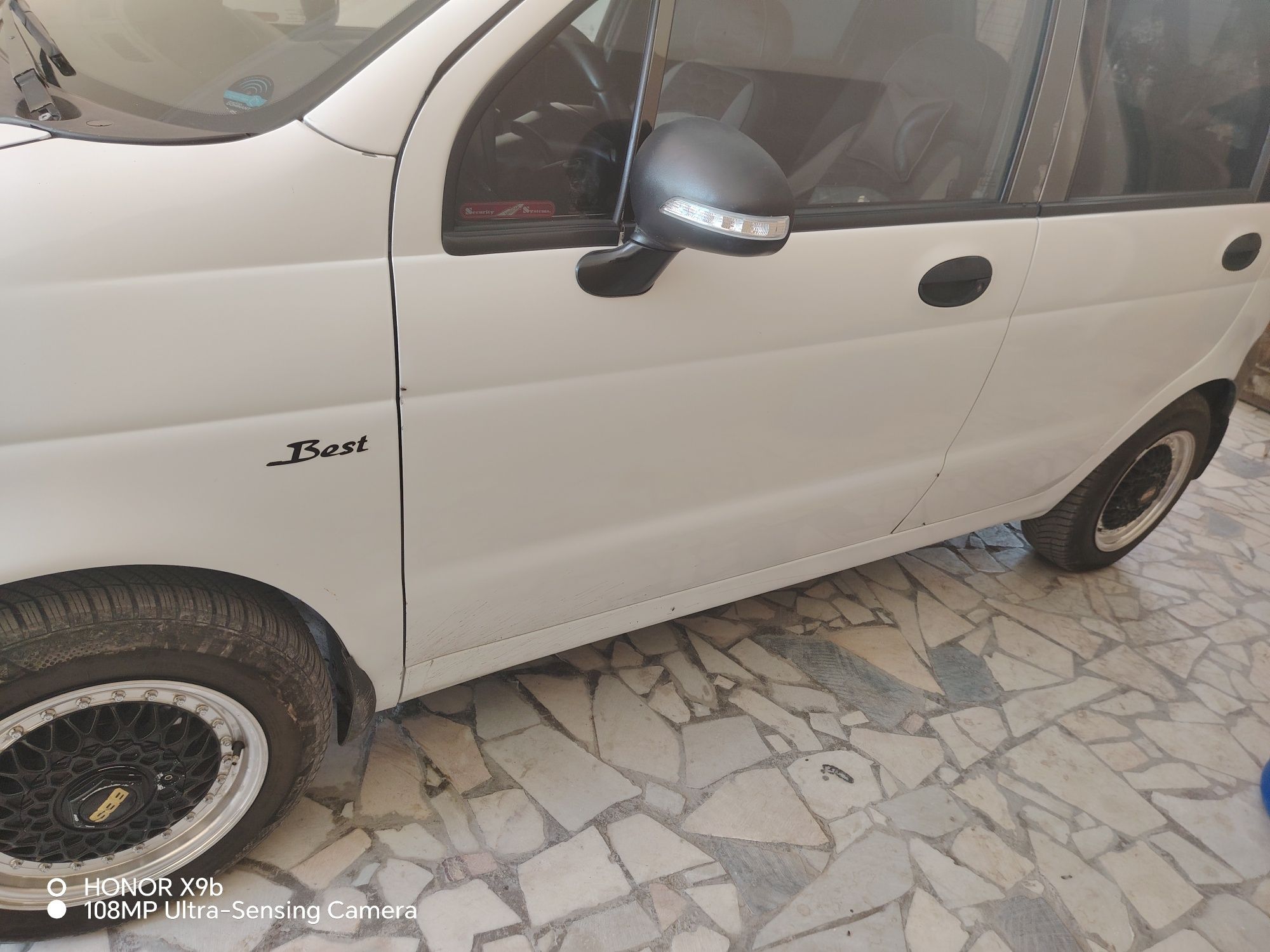 Matiz ideelni luks