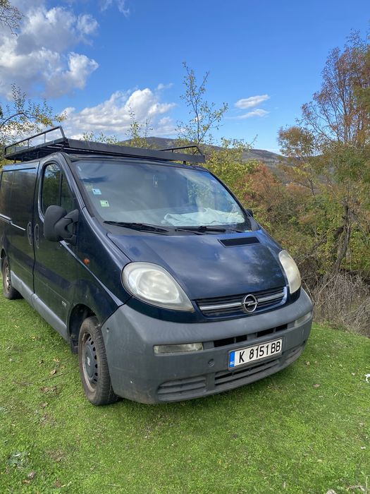 Опер Виваро 1.9 2004г колата се продава на части