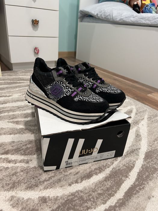 Liu jo- оригинални сникърси!