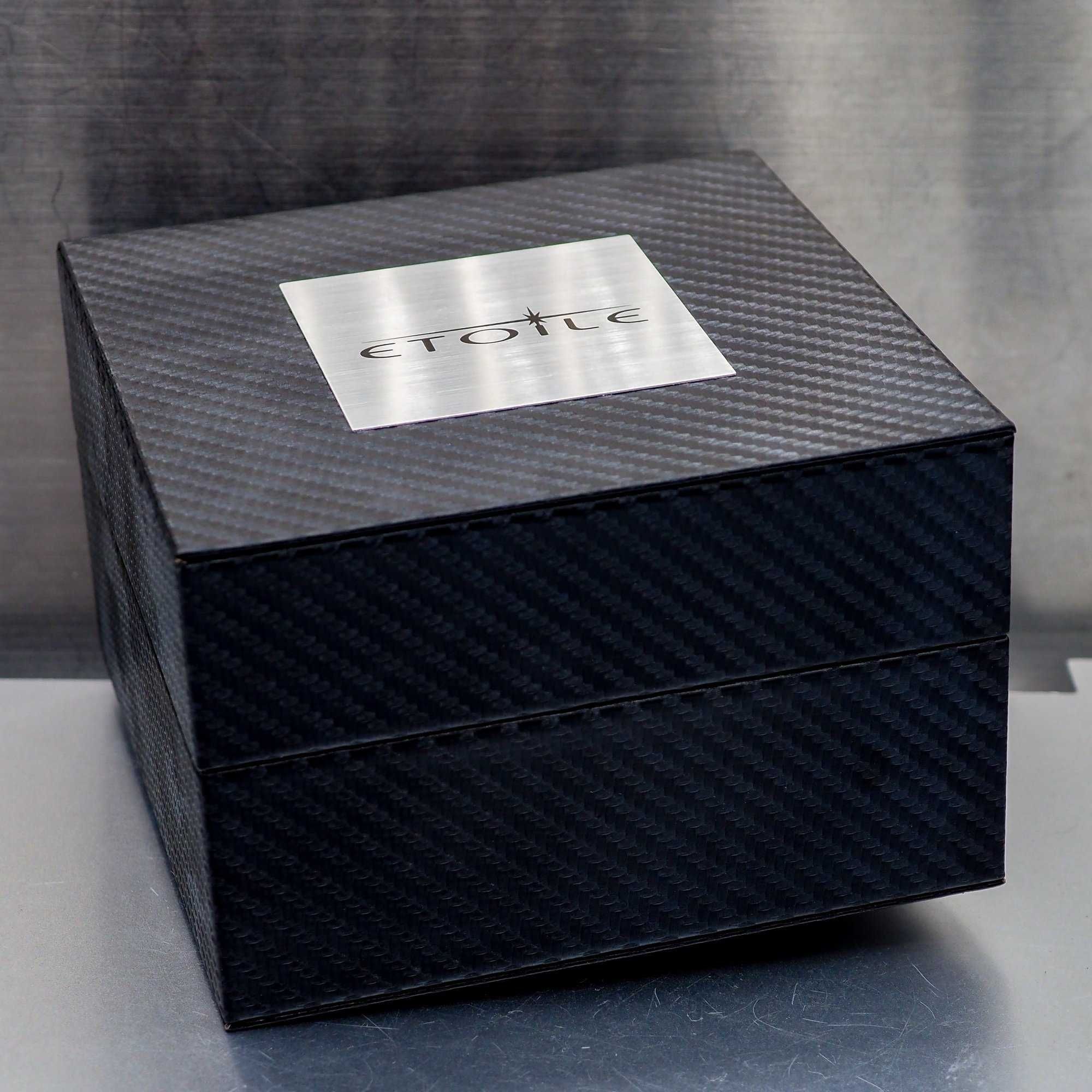 НОВ - TEMPVS COMPVTARE The Shark Watcher Black 47
