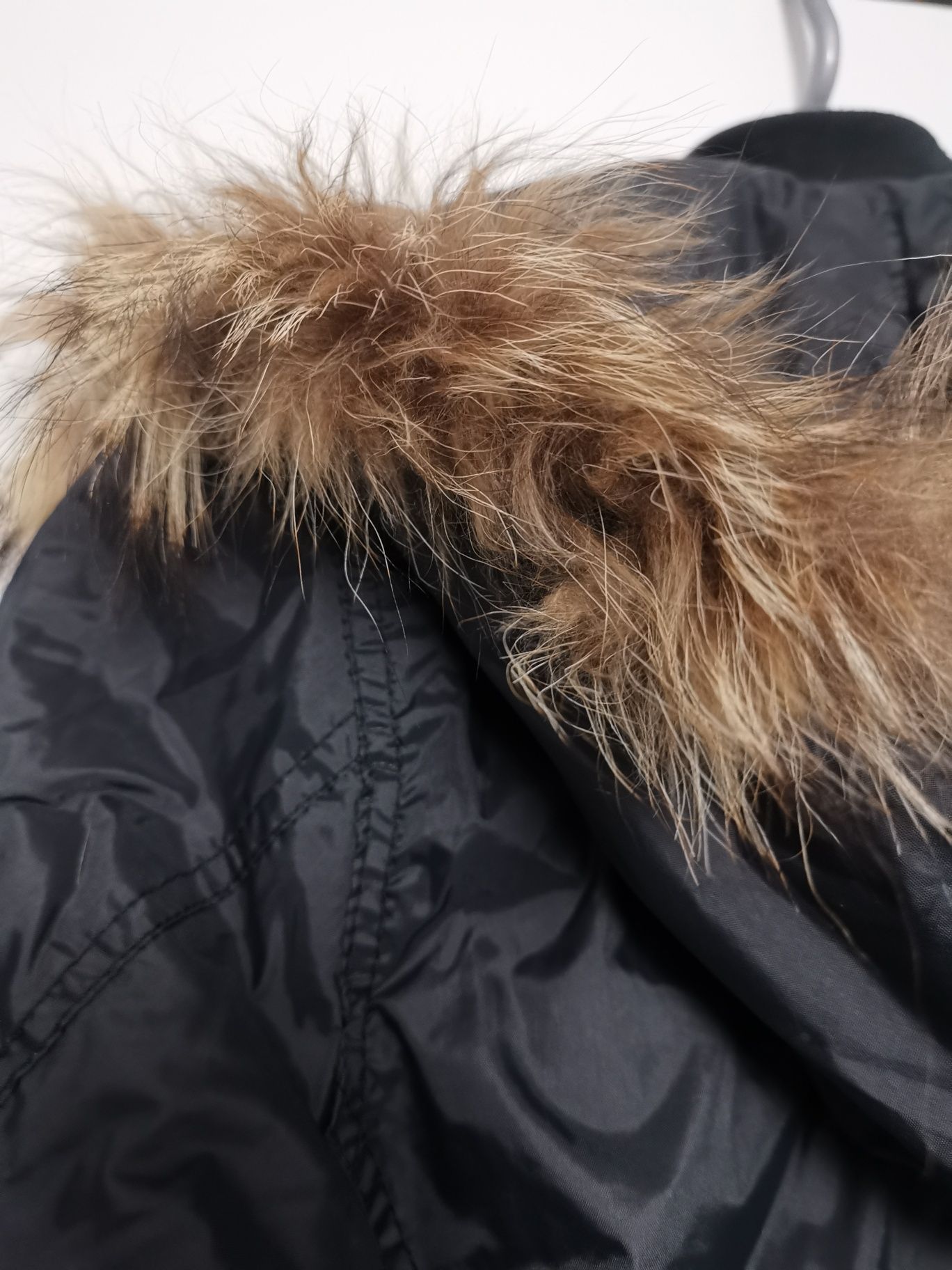 Дамско зимно яке ESPRIT с естествен косъм,  S-M