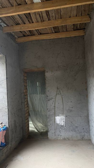 •Hovli sotiladi 1×5 sotix,