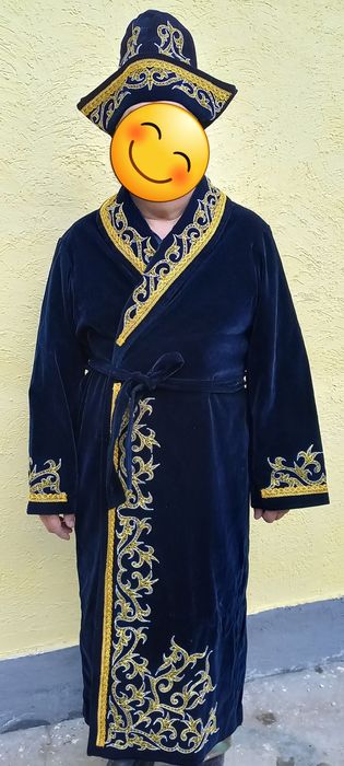 Продам в отличном состоянии мужской чапан новый