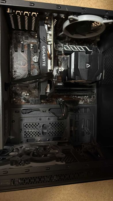 PC Gaming i5-9400F + GTX 1660 6GB + 24GB RAM