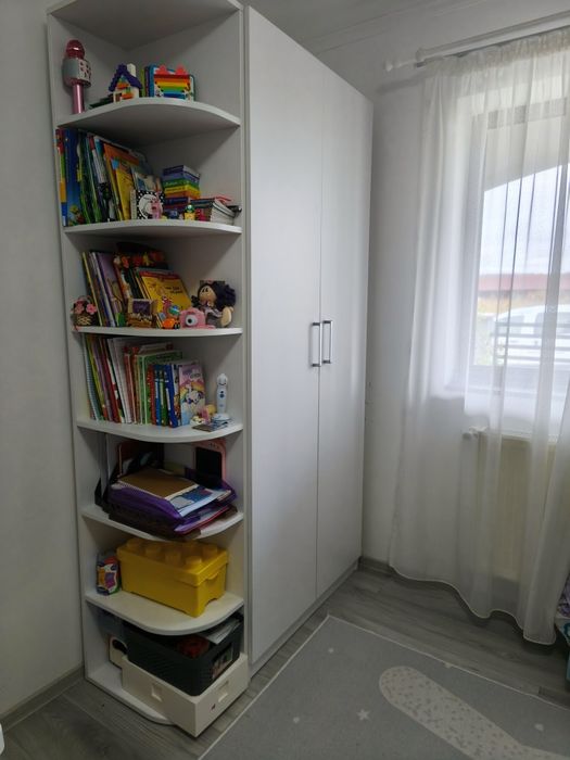 Vand dulapt cu 2 usi