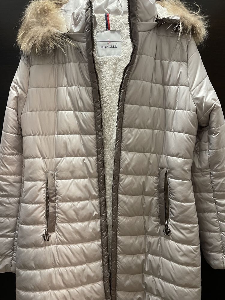 Geaca matlasata Moncler