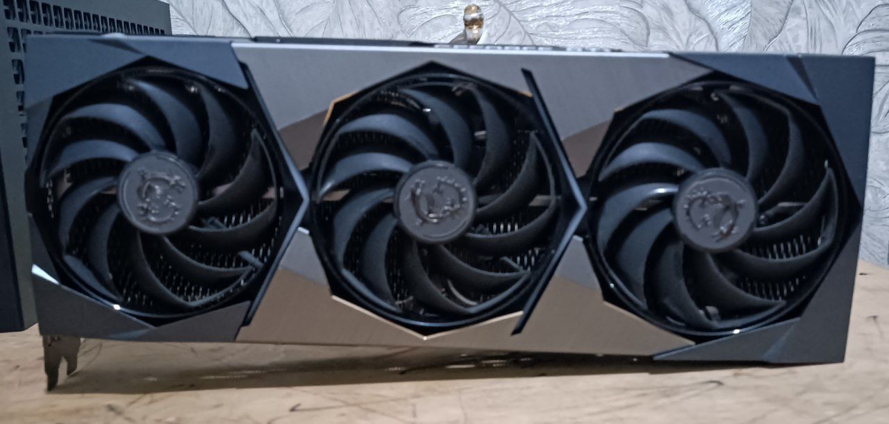 MSI 3070 ti Suprim X
