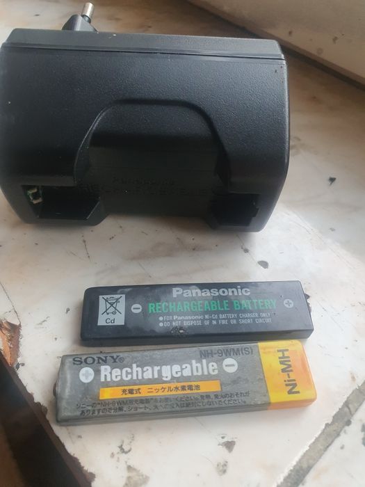 de vânzare ăncărcator,  2 acumulator