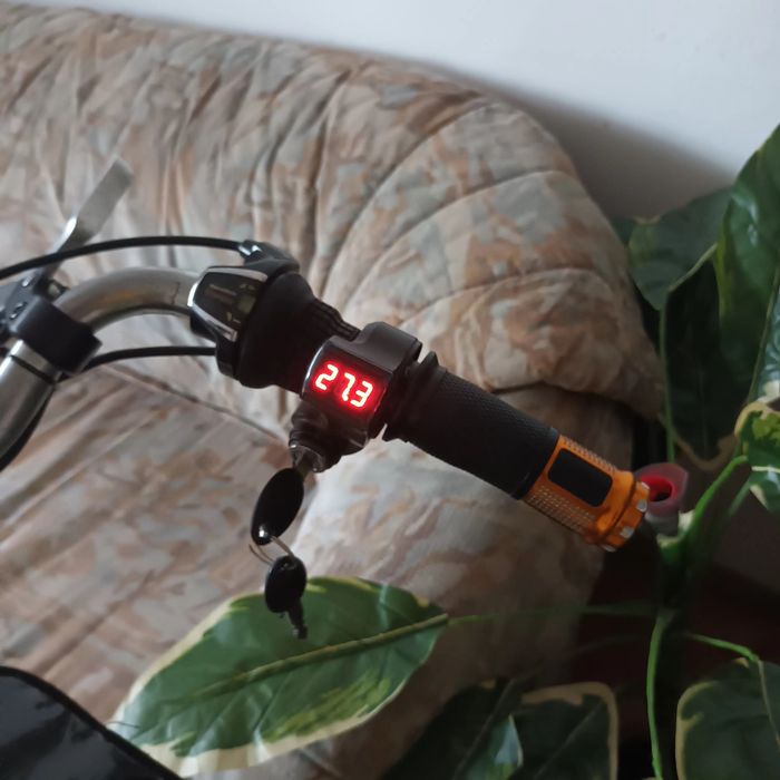 bicicletă electrică folosită ca nouă