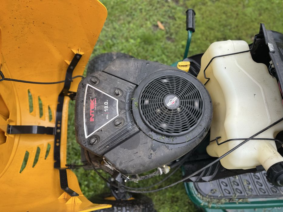 Tractor Tractoras MTD YARD MAN 18 CP tuns iarba/gazon