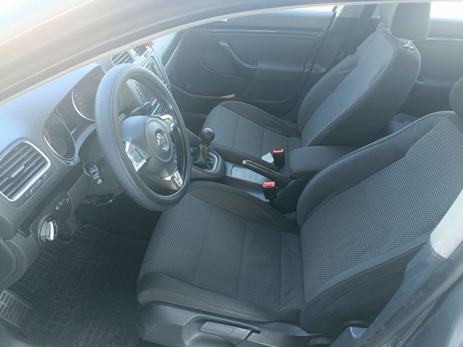 Volkswagen Golf VI       1.6 Diesel.