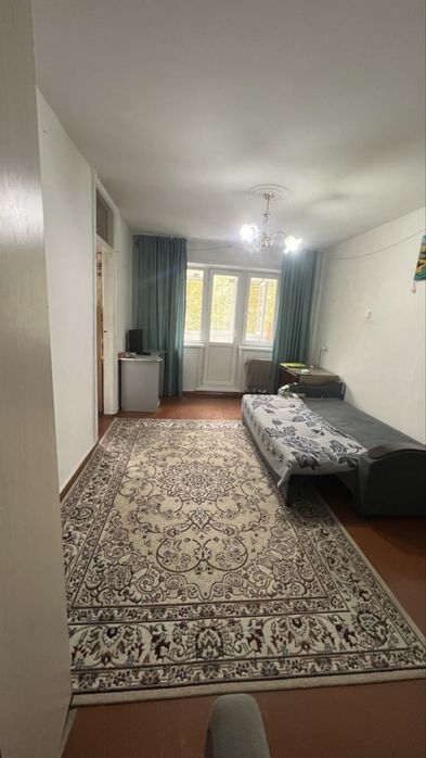 Продается 2-комнатная квартира