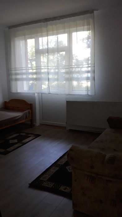 PF dau in chirie apartament 2 camere decomandate in zona Garii.