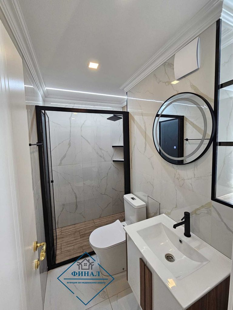 Продава се Тристаен апартамент в Шумен, Боян Българанов 1 - 76 кв.м за 1510 €/кв.м - Снимка #8