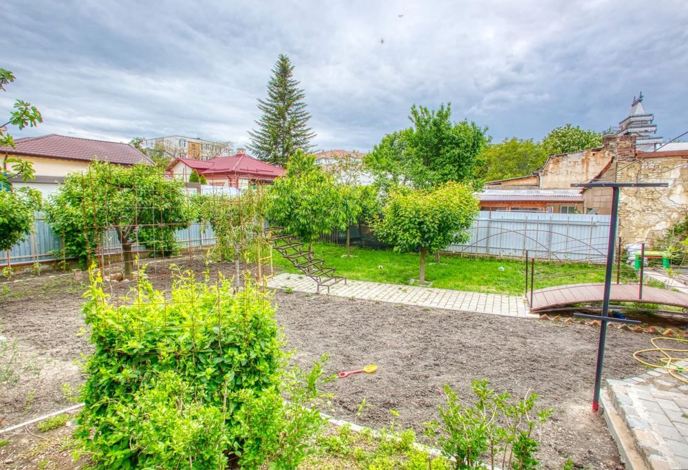 Casa stil Brancovenesc in zona centrala a orasului Focsani