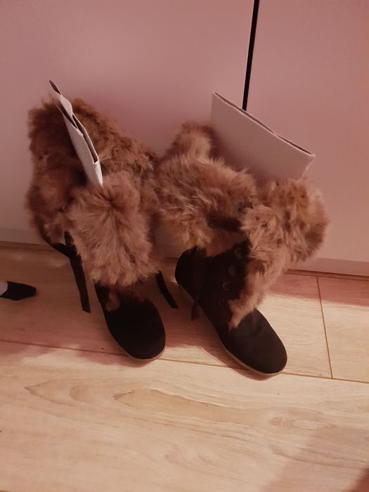 Cizme piele întoarsă imblănite 35
