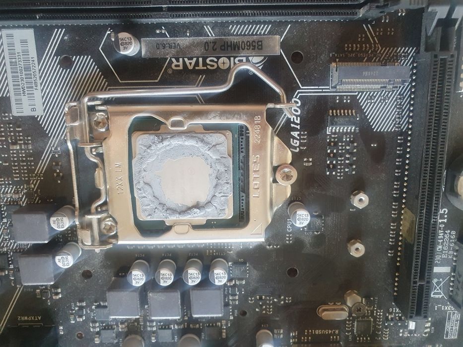 Продам процессор i5 10400F