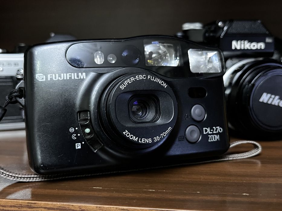 Лентов фотоапарат Fujifilm DL-270 Zoom