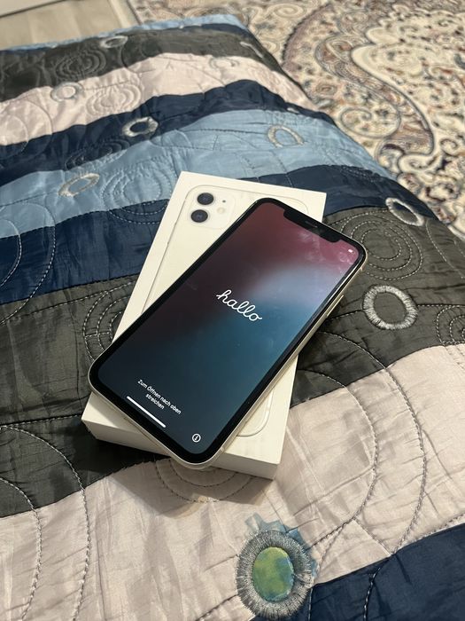 Продаю айфон 11 128гб