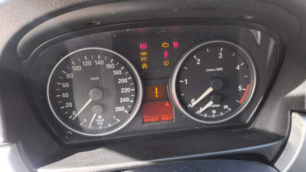 BMW E91 320d – 2007год. | Панорамен люк | Поддържана и обслужена