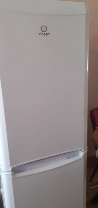 Холодильник Indesit, Индезит, полностью рабочий