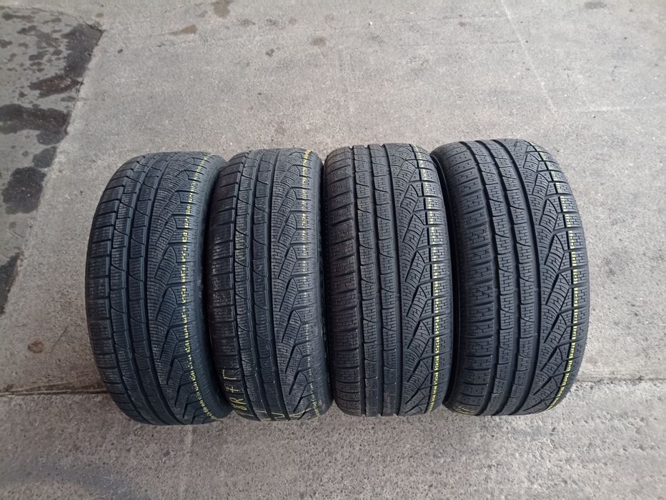 4 anvelope RunFlat de iarna Pirelli 2x255/40 R18 2x225/45 R18 dot 3519