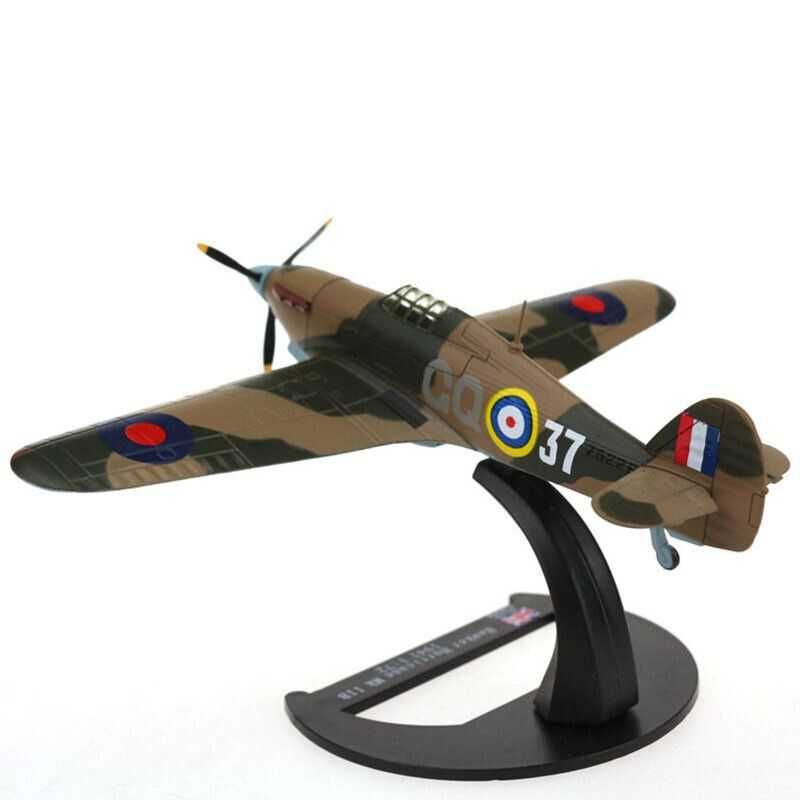 Macheta avion Hawker Hurricane MK IIB UK 1942 WWII - Luppa 1/72