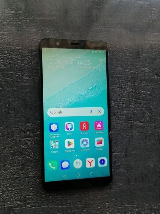 Telefonlar Iphone 6 va Huawei P Smart
