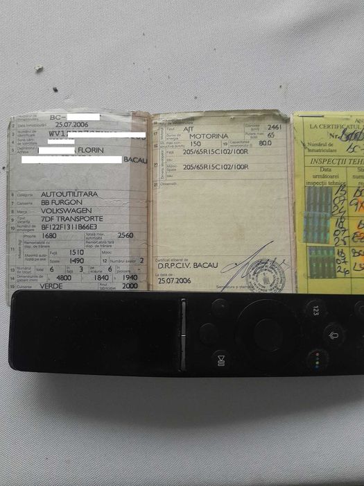 De vanzare t4 an 2000,unic proprietar ro din 2006.