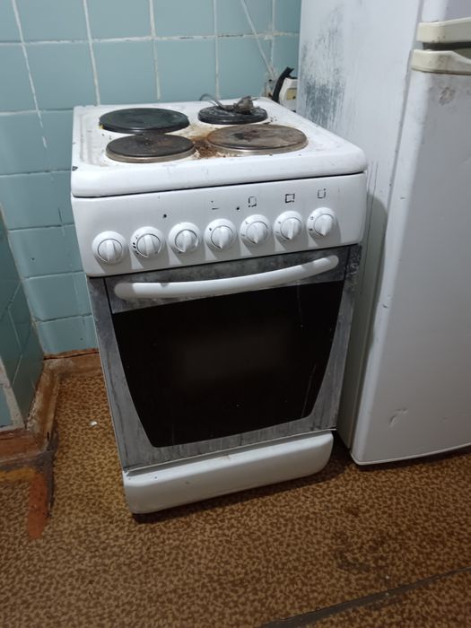 Продам плиту стиралку шкаф за 5000