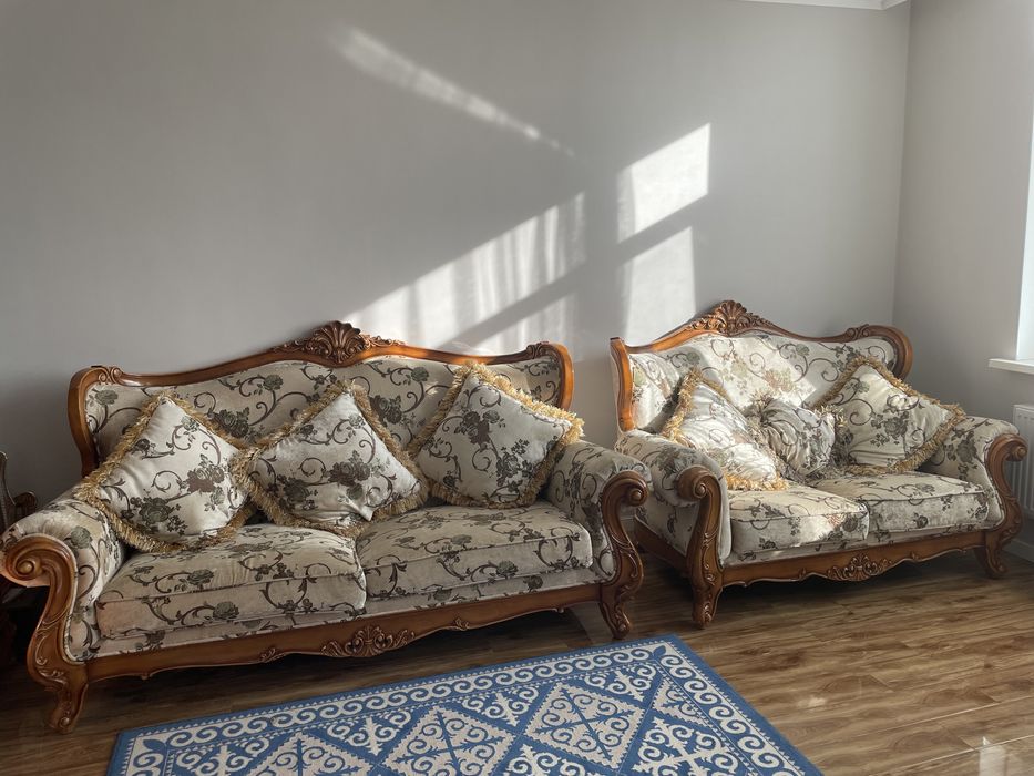 Продам гостиную мебель