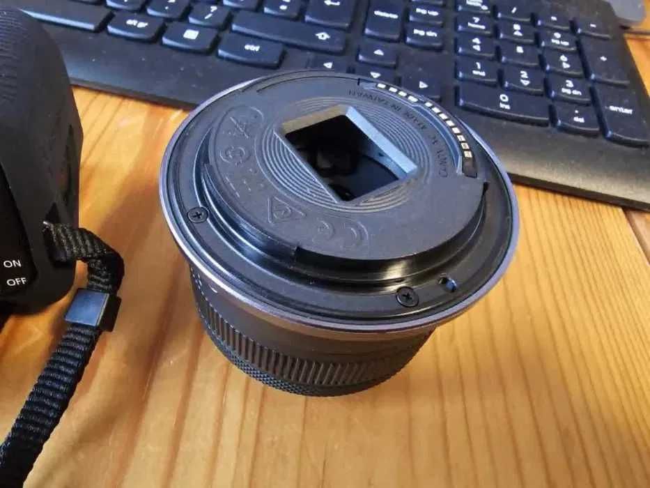Canon RF-S 18-45mm f/4.5-6.3 IS STM. НОВ, само е пробван