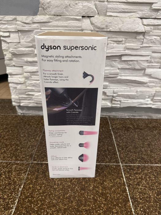 Dyson Supersonic Hair Dryer ЧИСТО  НОВИ
