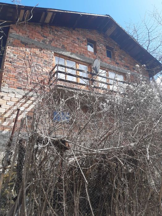 Продава се Къща в Земен - 80 кв.м за 306 €/кв.м - Снимка #1