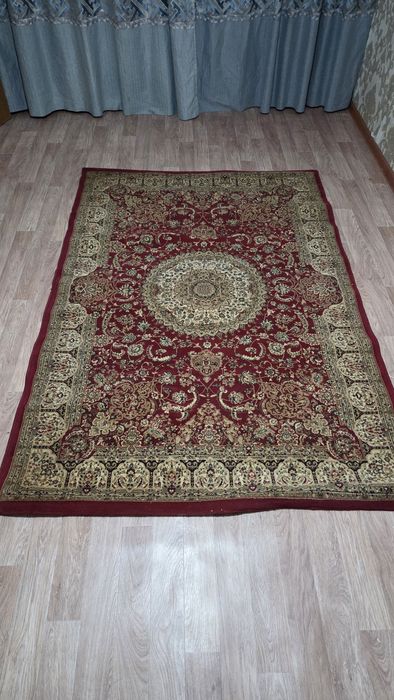 Ковер продается.