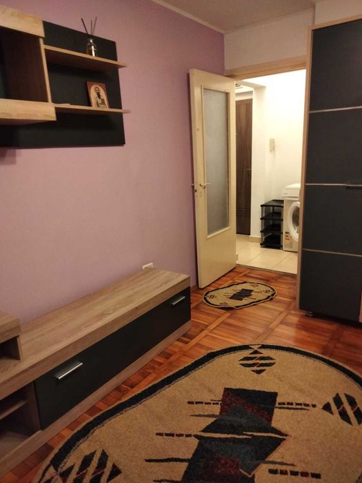 Garsoniera de închiriat Tractoru