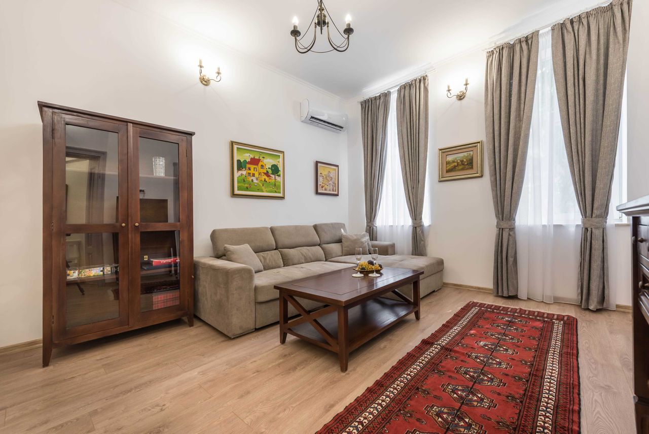 Продава се Многостаен апартамент в Варна, Гръцка махала - 150 кв.м за 3034 €/кв.м - Снимка #10