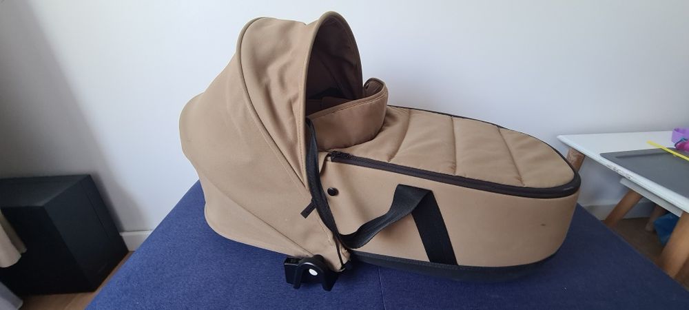 Landou yoyo pentru copii cu vârsta 0 - 6 luni