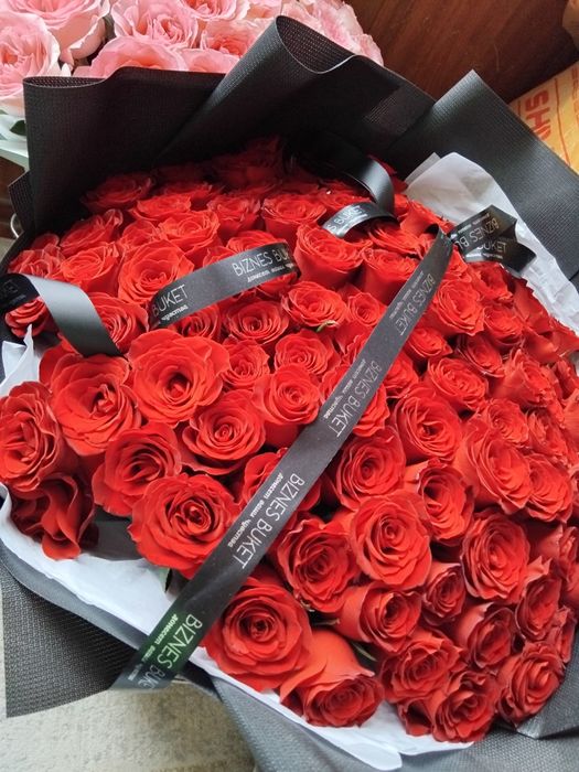 Букет цветов 101 роза 51 роз