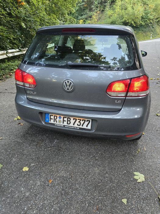 VW Golf 1.6 Benzină