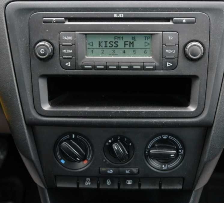 Radio cd mp3 skoda rapid, octavia seat vw vag original nou