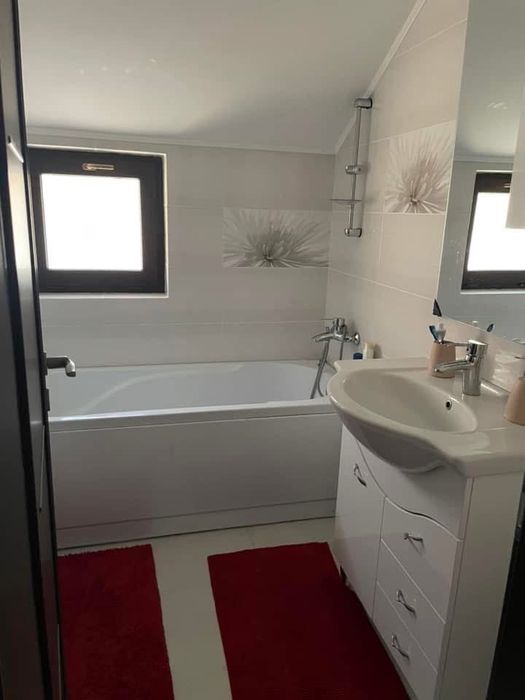 Inchiriez apartament 3 camere Valea Lupului ,complex brown luxury