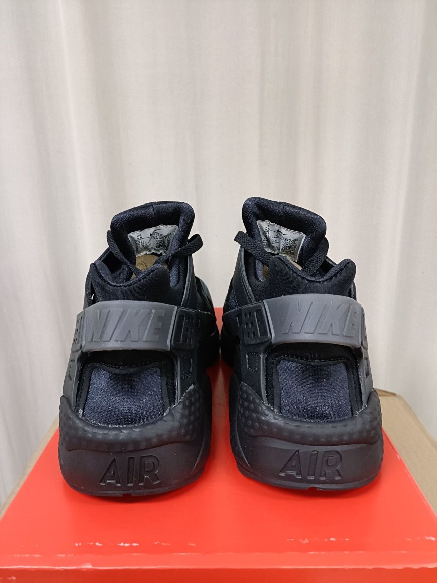 Nike Air Huarache номер 37.5, 38, 39