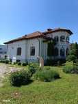 Vila DS+P+1 etaj+anexe, teren 2000 mp,Campina,Prahova