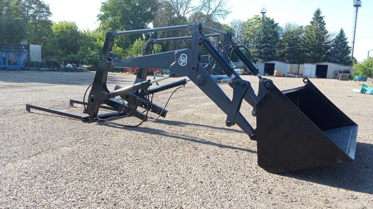 Фронтальный погрузчик КУН ПКУ 0.8