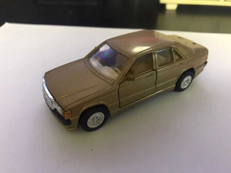Macheta Machete  auto Volkswagen VW GOLF - Mercedes - Gaz - 1/43
