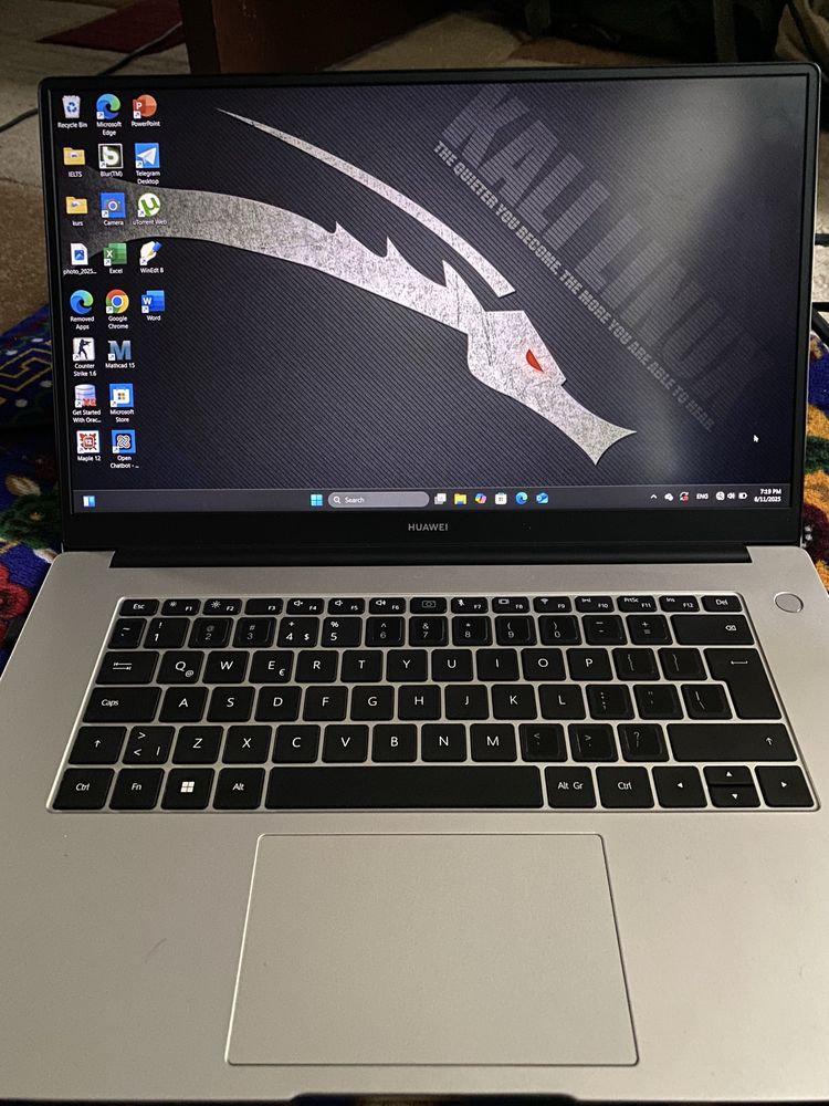 Huawei notebook D15 512/8
